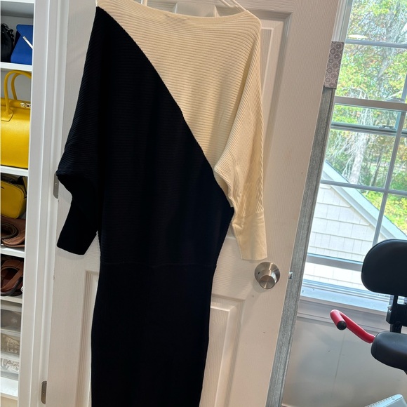 Express Cream Ribbed Top - Picture 2 of 5